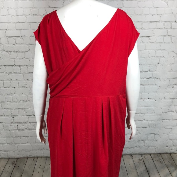 20 & 22 City Chic Red Classic Wrap Dress Plus Size - Picture 4 of 7